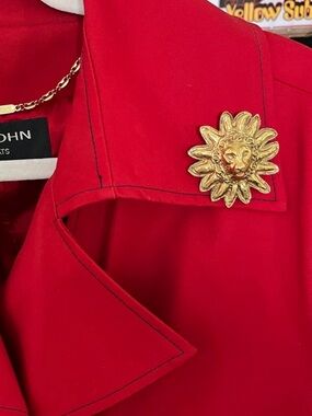 AUTHENTIC Rare Chanel Early 80'S Lion Brooch 24k Gold Plated